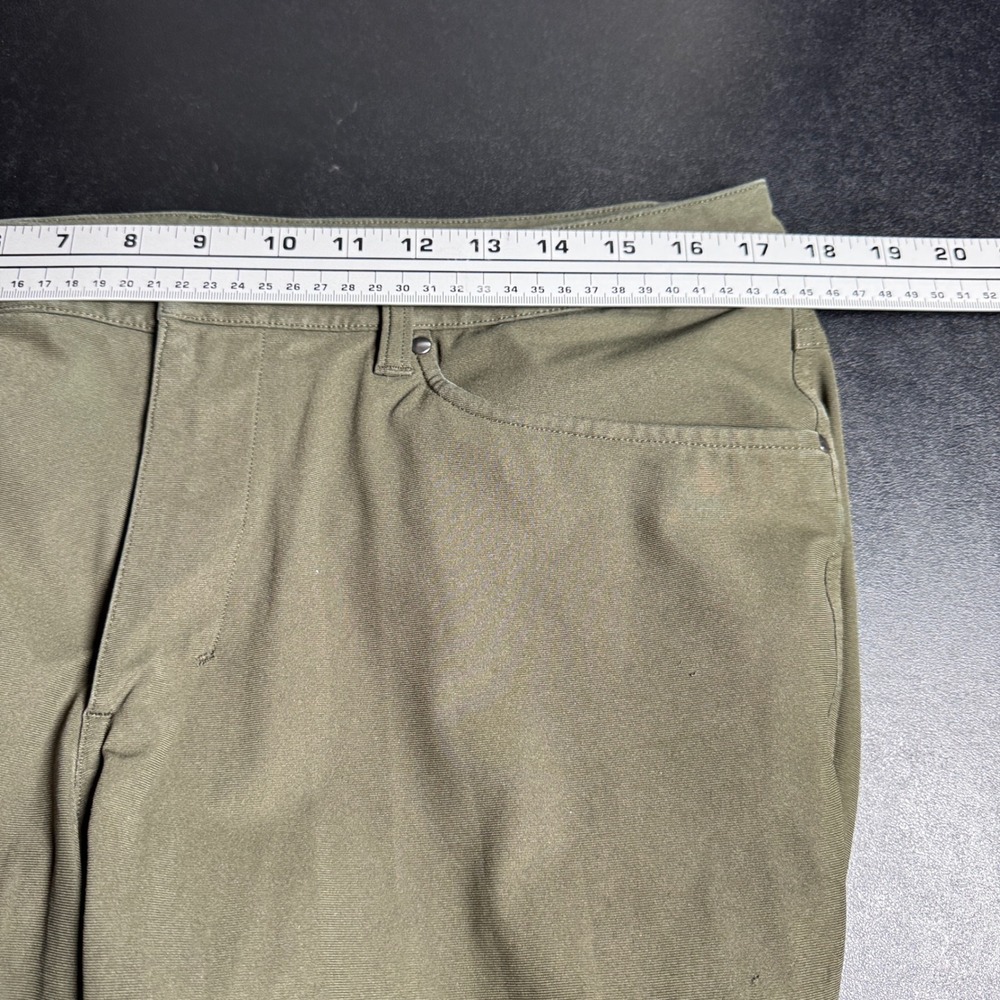 Lululemon ABC Pants Mens 34 35x31 Olive Green Solid Technical Commuter Trousers - Picture 5 of 7